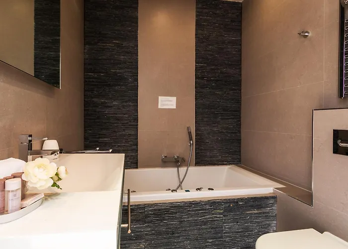Metropole Ap4113 Nice, By Riviera Homes Nice